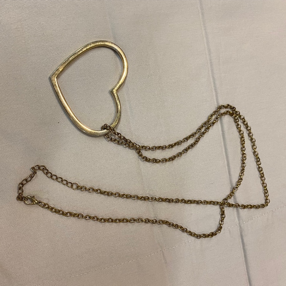 GOLD HEART PENDANT - Picture 3 of 3